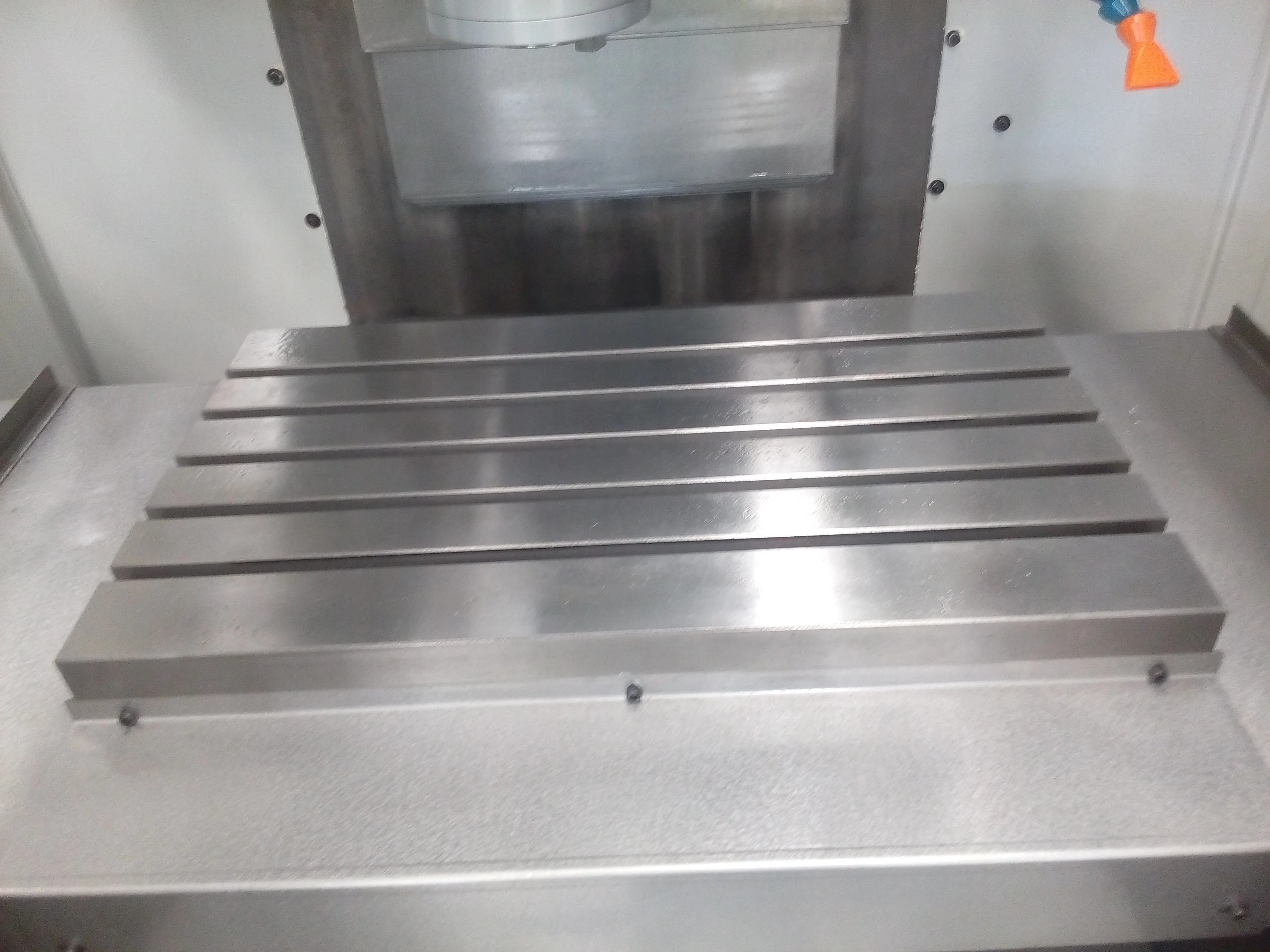 VMC640 китайский завод маленький VMC CNC обрабатывающий центр вертикальная фреза с ЧПУ