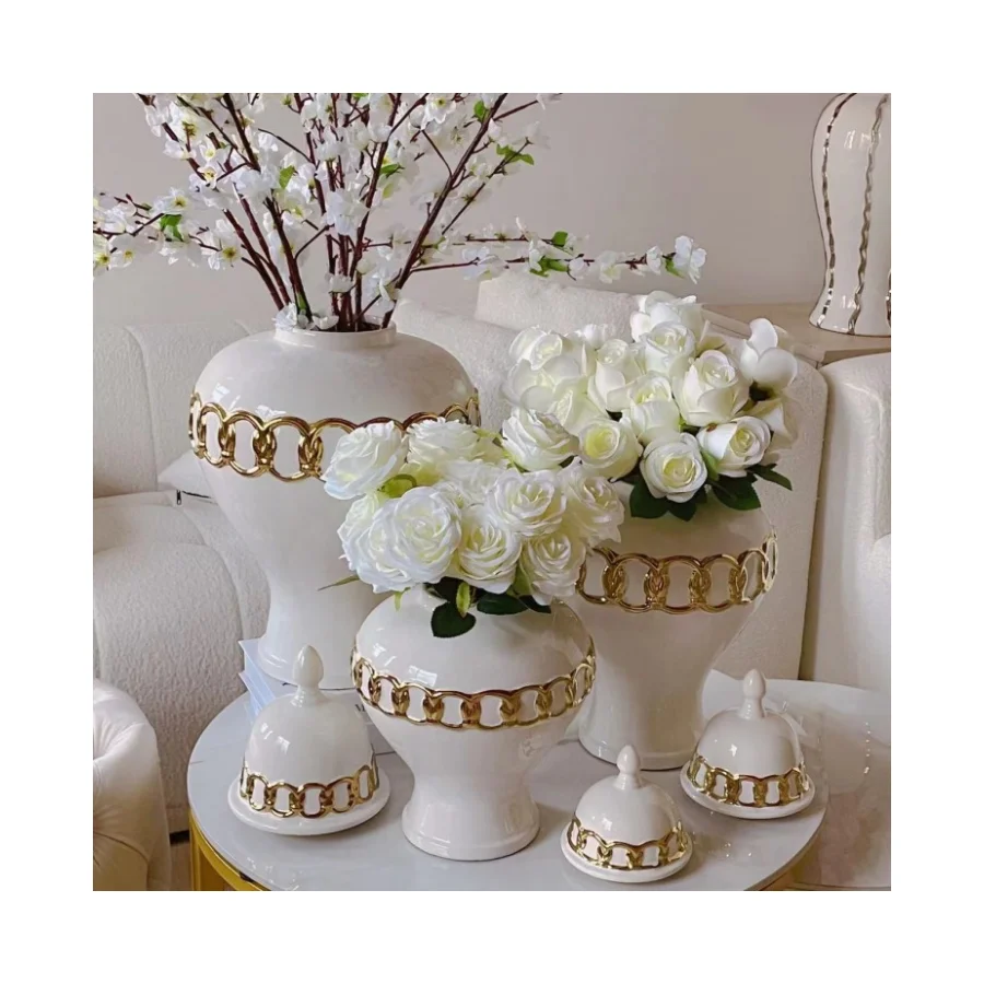 Factory wholesale customizable white ceramic ginger jars with gold chains. For home decoration