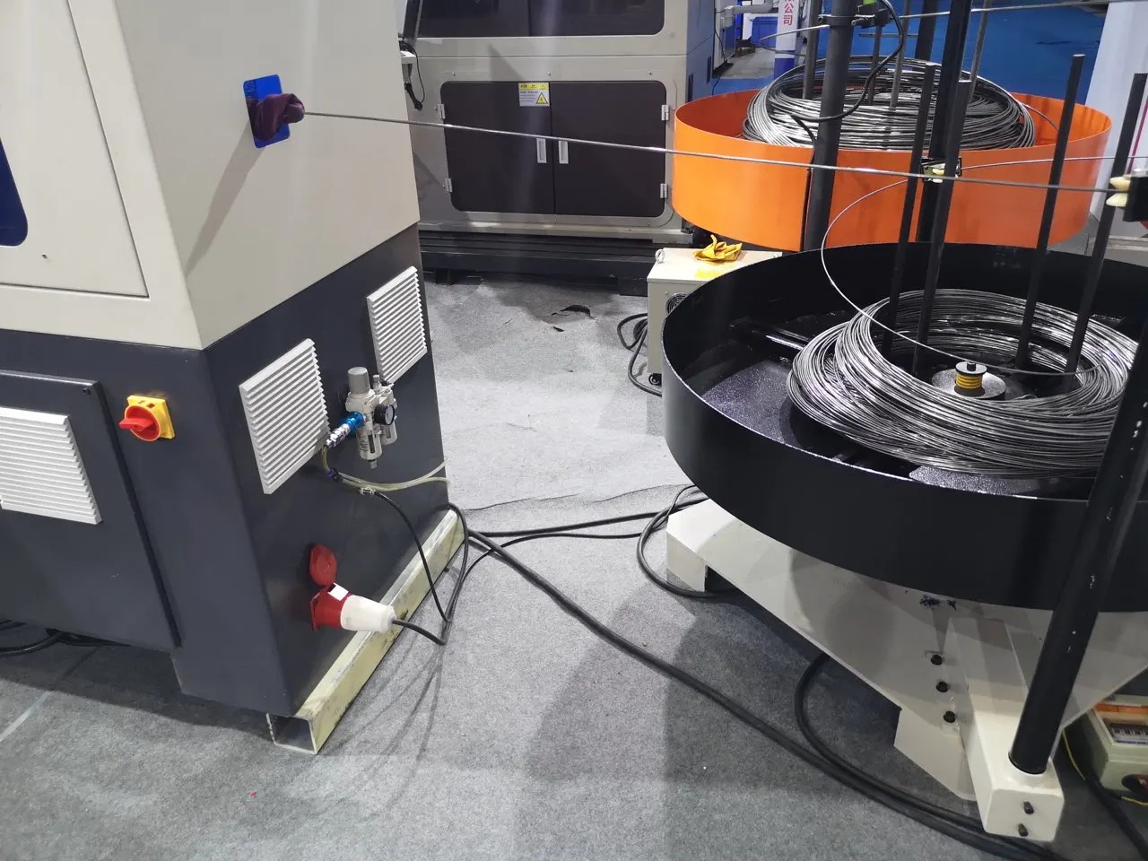 Low price automatic 2d cnc 8mm wire bending machine