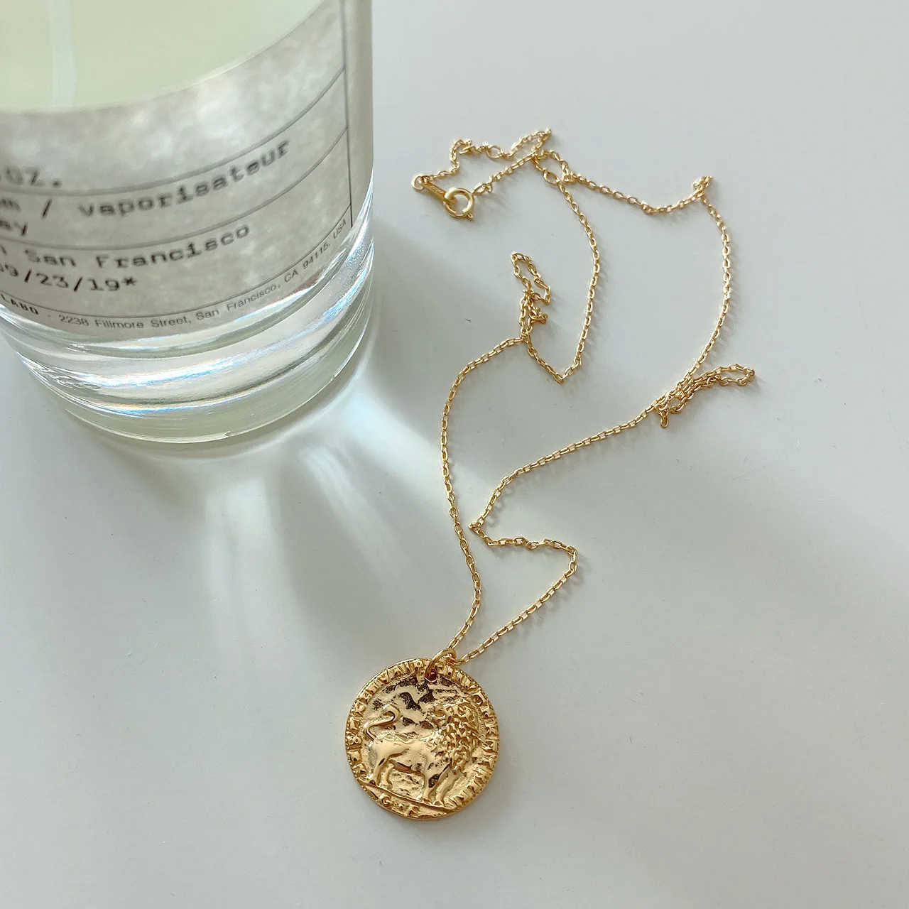 VIANRLA  925 sterling silver emboss lion round coin 18k gold plated pendant necklace