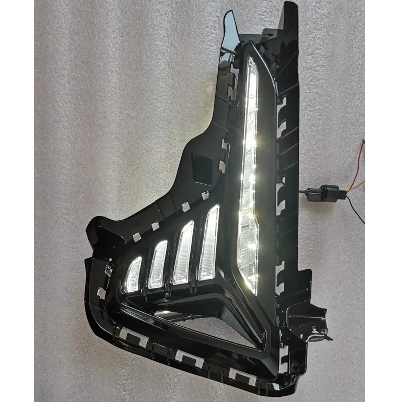 fog light LED DRL Daytime Running Lights Fog Lamps cover day light for Hyundai Sonata 2017 2018