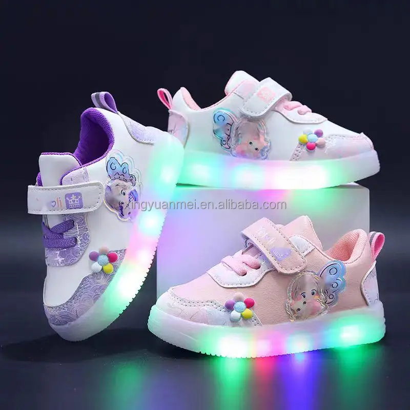 wholesale Kids LED Roller Shoes With Retractable Wheels USB Charge 7 Colors Light Up Roller Sneakers For Girls Boys