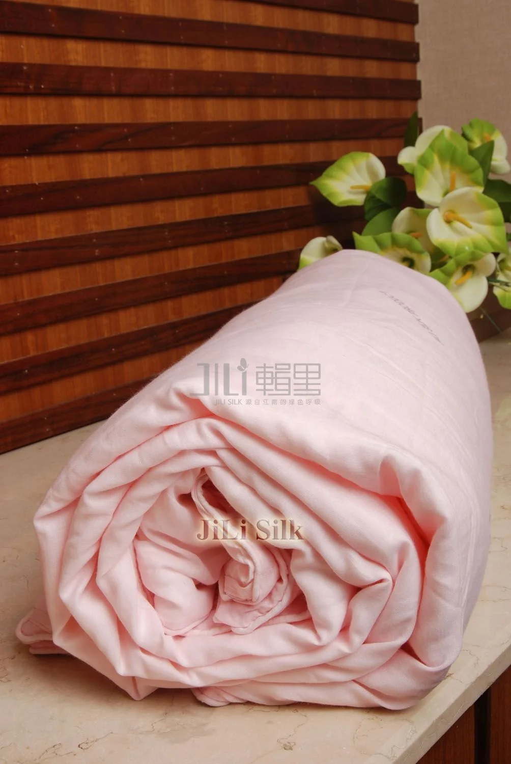 Jili Brand Luxurious Duvet Mulberry Silk Quilt Duvet Comforter for 4 season