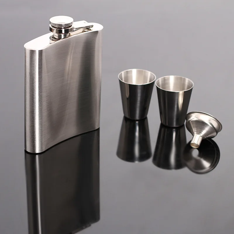 
Promotional silver hip flask set with solid gift box,portable hip flask 