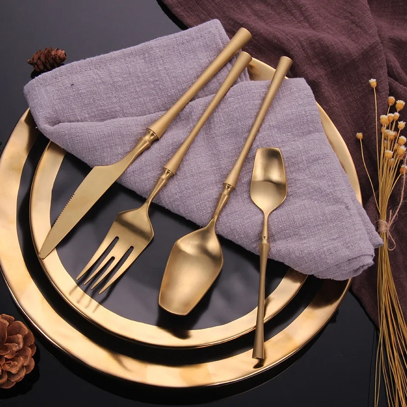 Luxury royal metal reusable gold plated flatware pvd plated 304 gold spoon fork knife set cutlery stainless steel