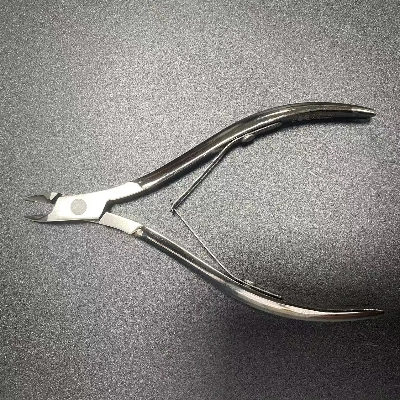 Professional Stainless Steel Vietnam Cuticle Nipper High Quality Nail Cutter D09