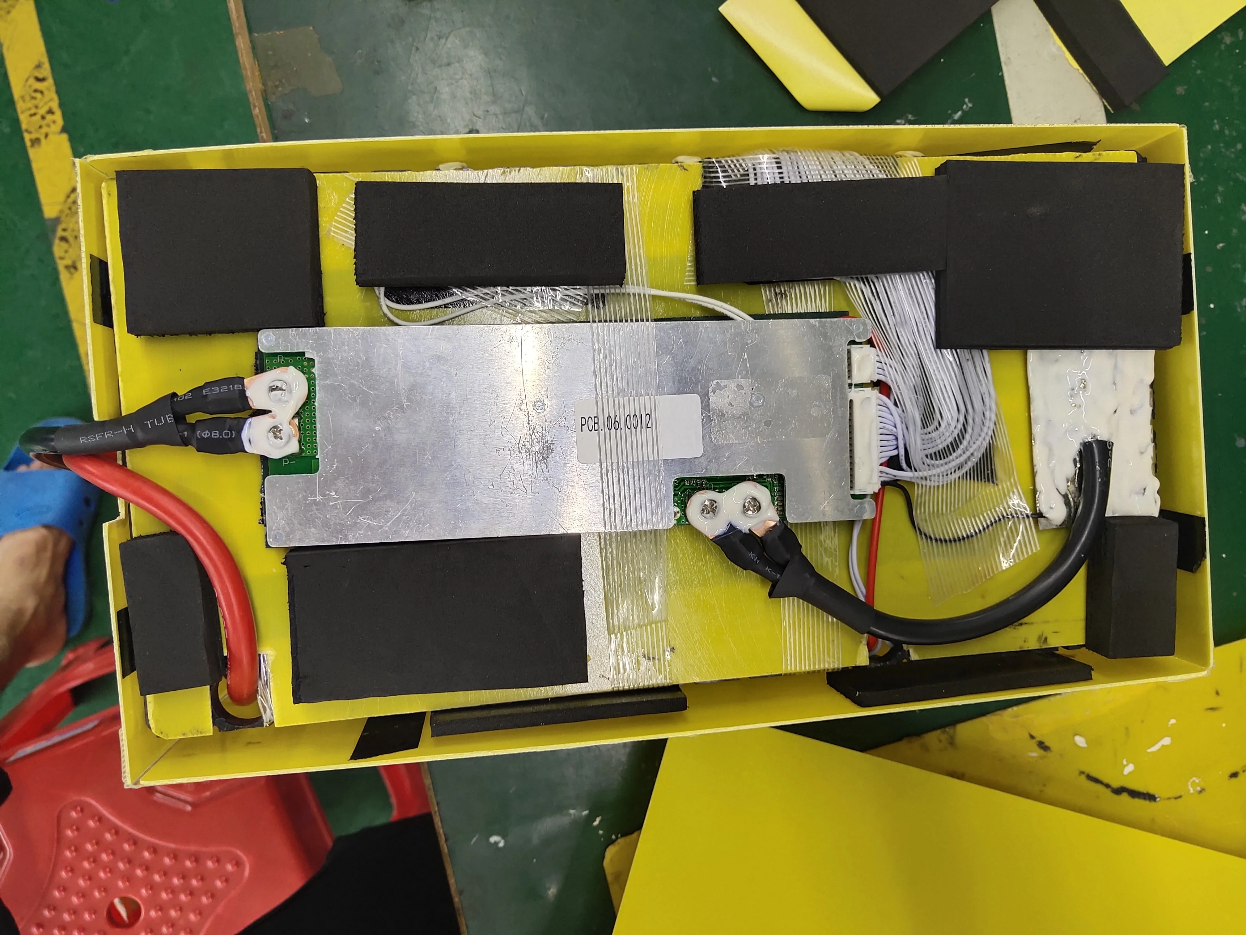 SUNB Rechargeable LiFePO4 Battery 72V 35Ah 40Ah 50Ah Lithium Ion for 4000W