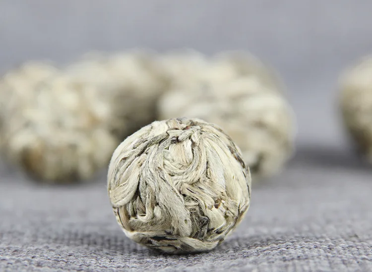 Top grade Source manufacture alpine forest white moonlight tea Flavor blooming tea Dragon Pearl ball tea aroma healthy drinks