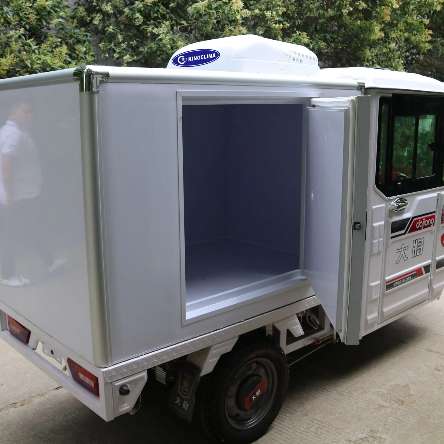 electric tricycle (15).jpg