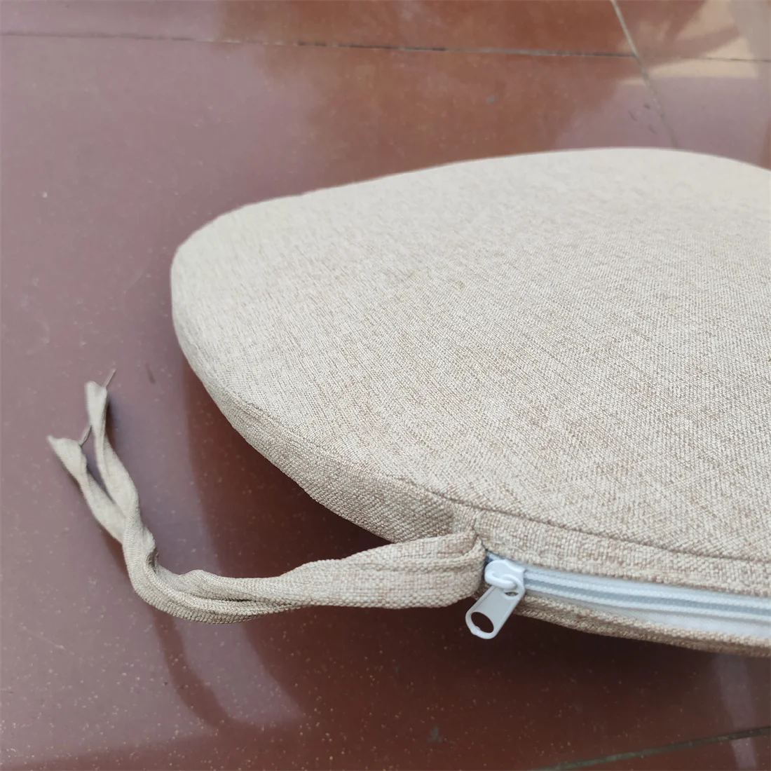 outdoor Removable Washable Soft Cross Back Chiavari Chair Cushion for wedding events