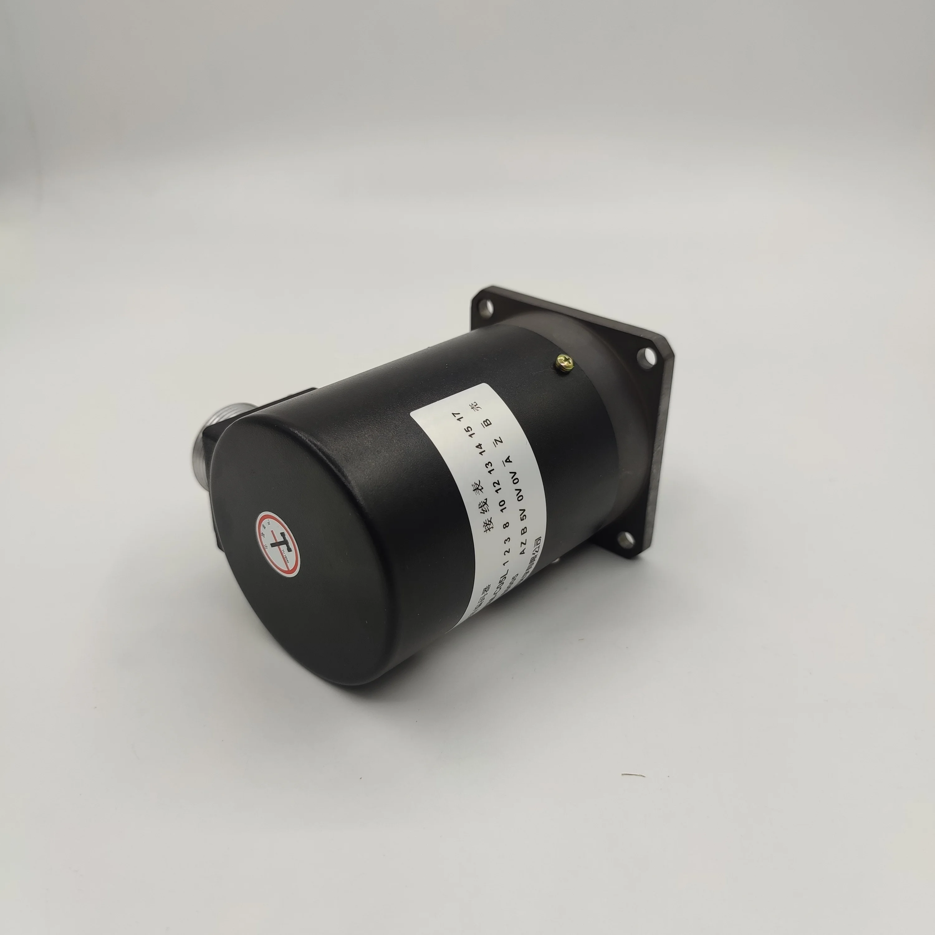 LF-100BM-C05D YUHENG кодировщик soilid вал Оптический энкодер инкрементный Поворотный новый оригинальный подлинный готово к отправке