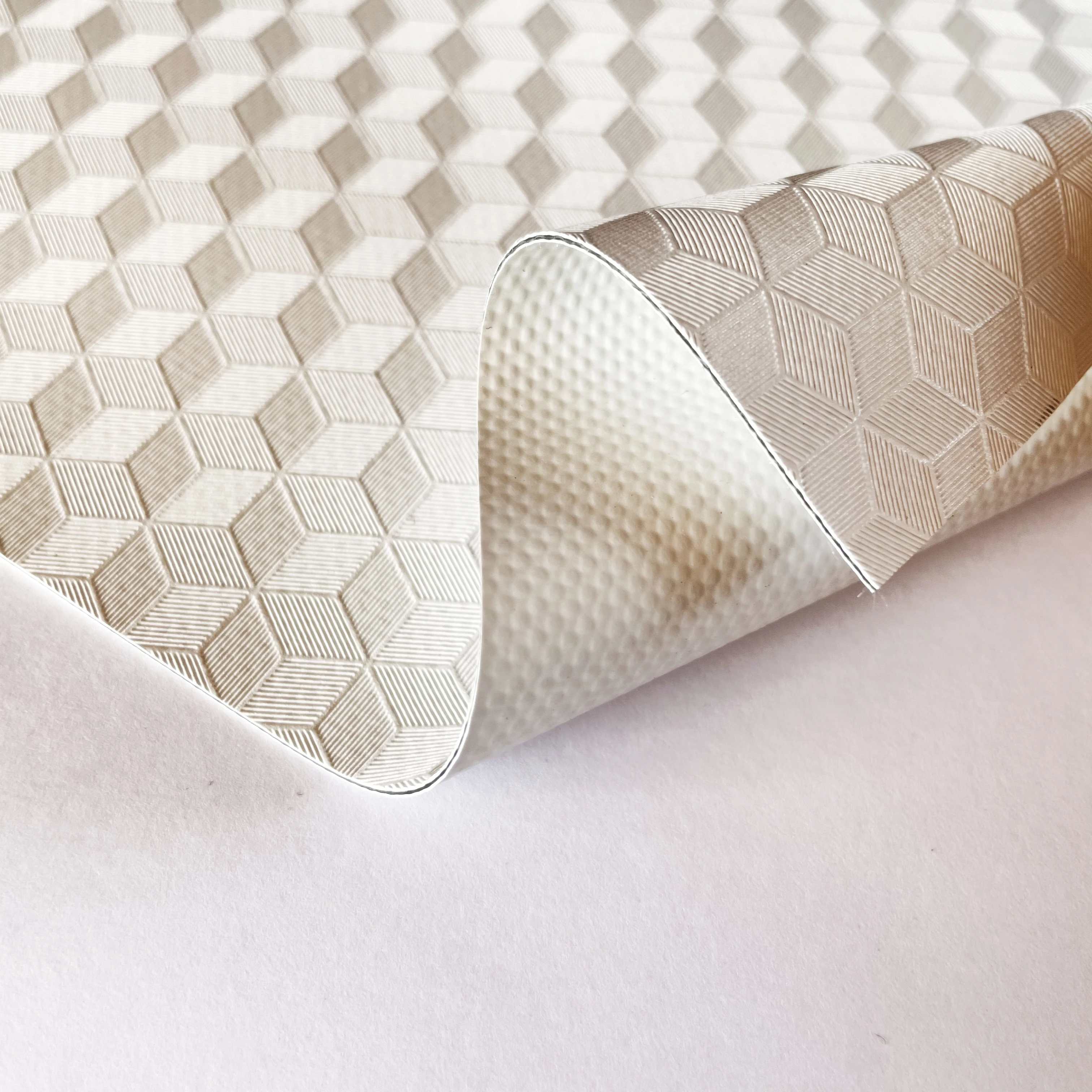 White  850g/m2 1000*1000D 23*23  blockout and double lacquered 100% polyester  3D pvc coated fabric  for shades