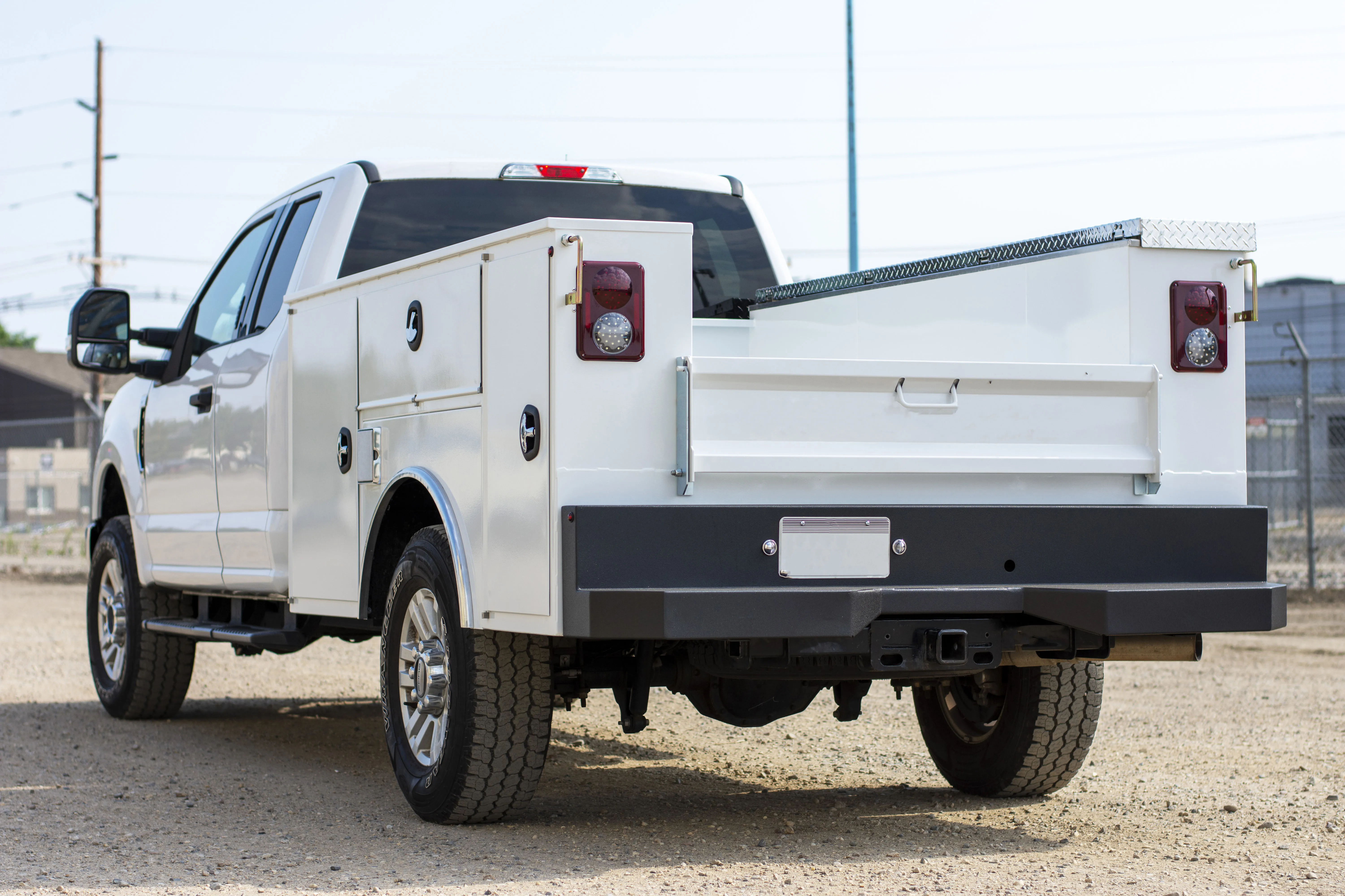 2024 Hot Sale Universal 4X4 Pickup Bed  RV camper Service Truck Body With Diecast For Manufacturing