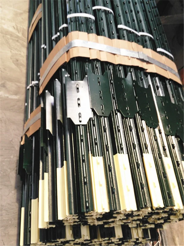 Metal T-posts Used Pvc Coated Fencing, Trellis & Gates Steel Heat Treated Pressure Treated Wood Type Black or Painted Green