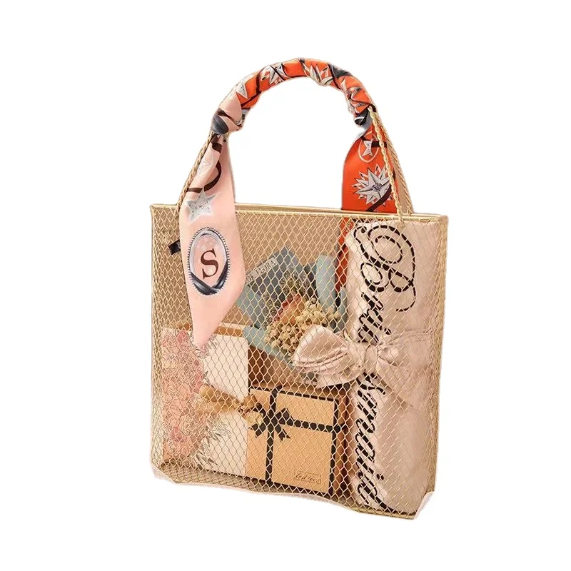 With hand gift wedding return gift practical gift box European iron art home decoration golden net