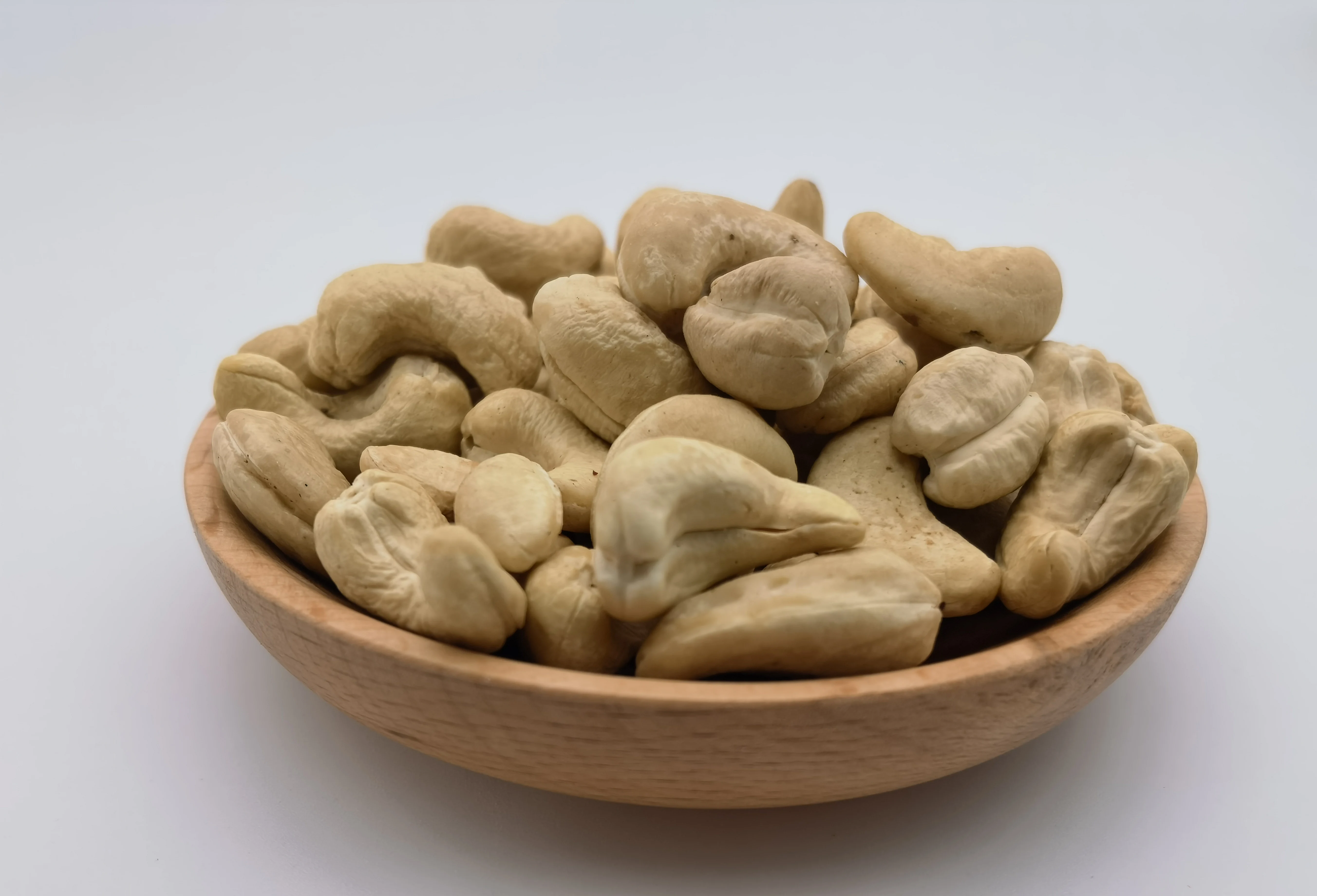 wholesale cheapest raw broken vietnam cashew nuts kernel price w320 w240 for sale