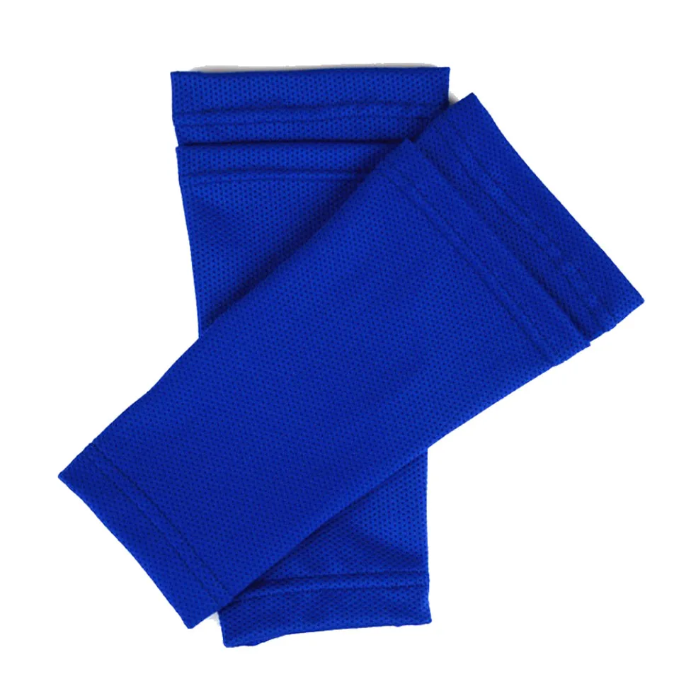 HYL-1038 wholesale custom football keep warm shin pads socks for men