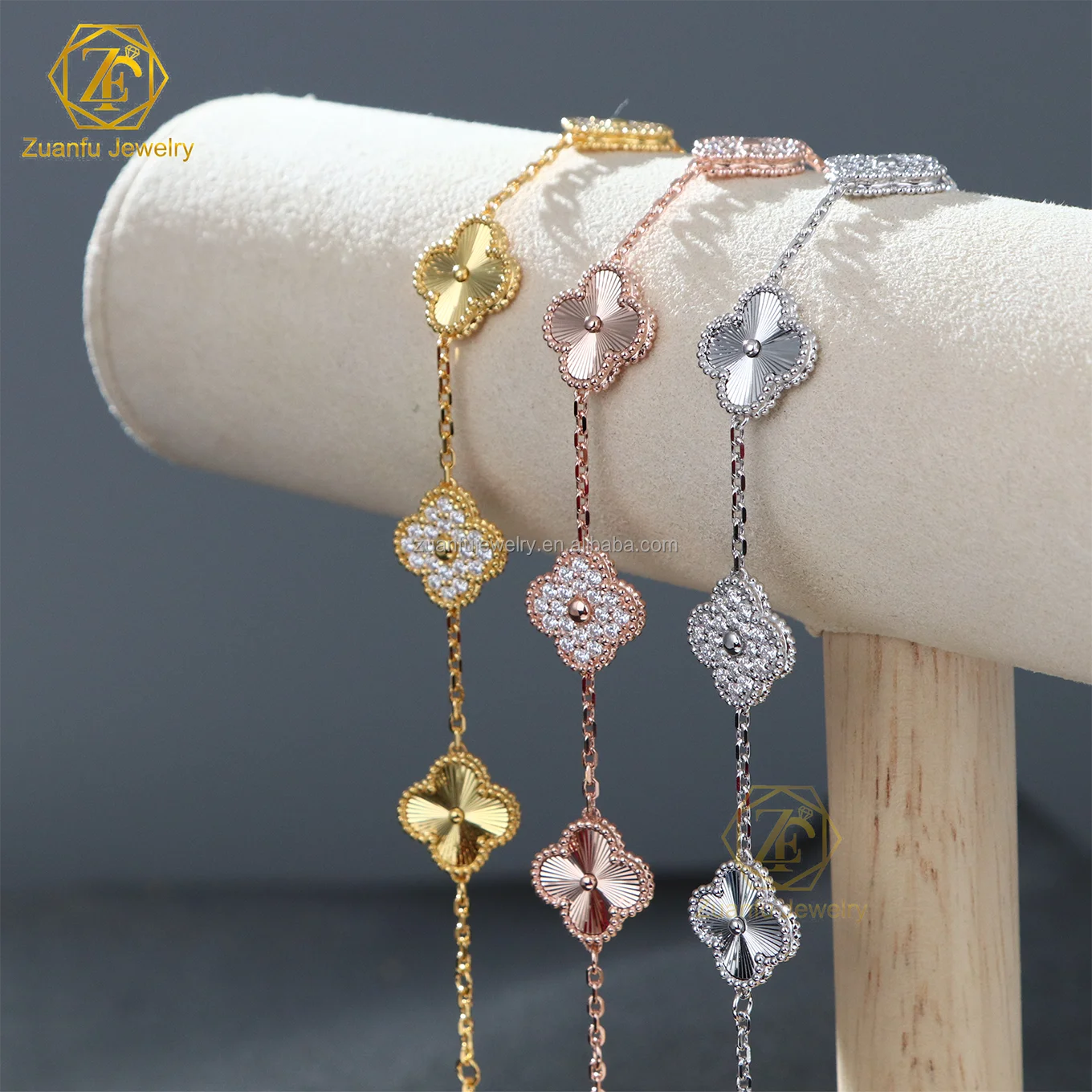 2025 Christmas High-End Anti-Allergy Four-leaf Clover Jewelry Set 925 Sterling Silver Agate Earrings Necklace Moissanite Gifts