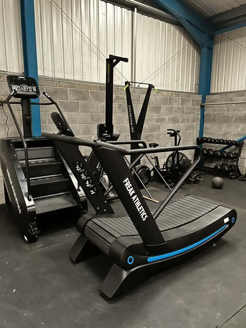 YG-T011  commercial treadmill   fitness manual  treadmill  body excise  treadmill curved  Air Runner