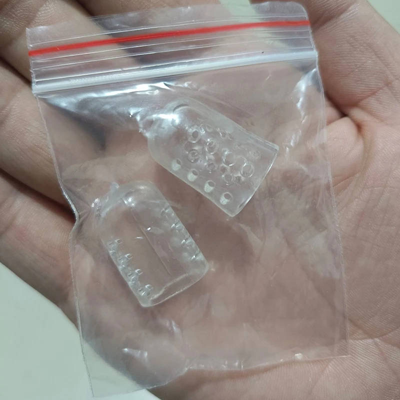 Wholesale small toe protective sleeve with breathable silicone toe protection, separated toe wear, anti wear joint softening