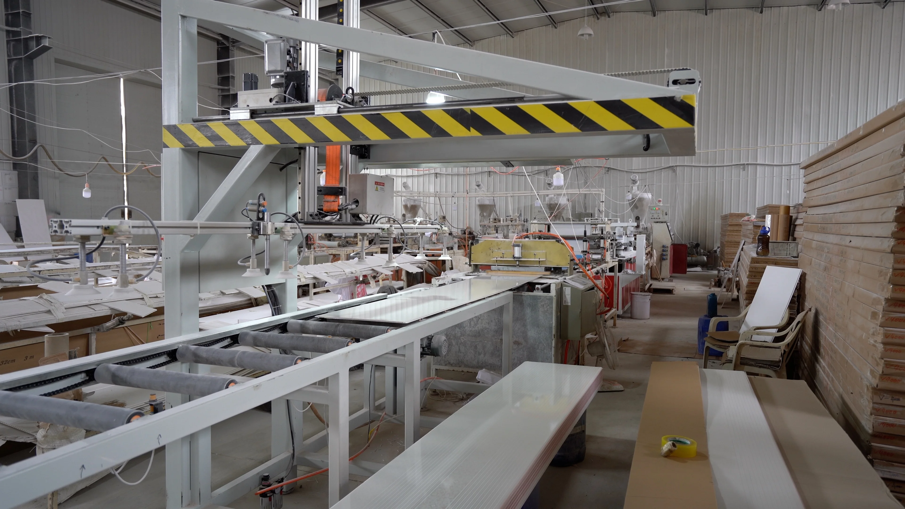 China Alibaba Supplier PVC Plastic Building Material Wall Panel and PVC Ceiling Panel Extrusion line