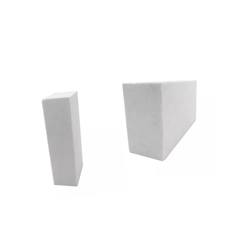 China Factory Supplier sale corundum mullite insulating brick for Glass kiln lining