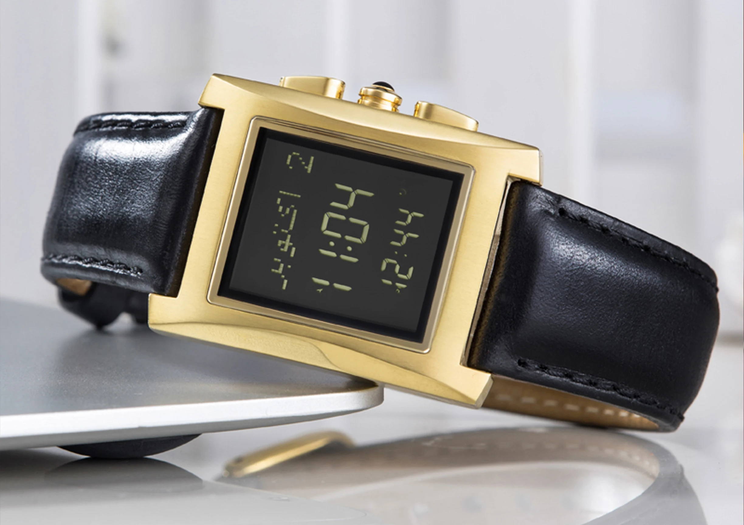 Factory sales alazan Fashion Qibla Compass function islamic Prayer Watch with Azan Time wrist watch for man