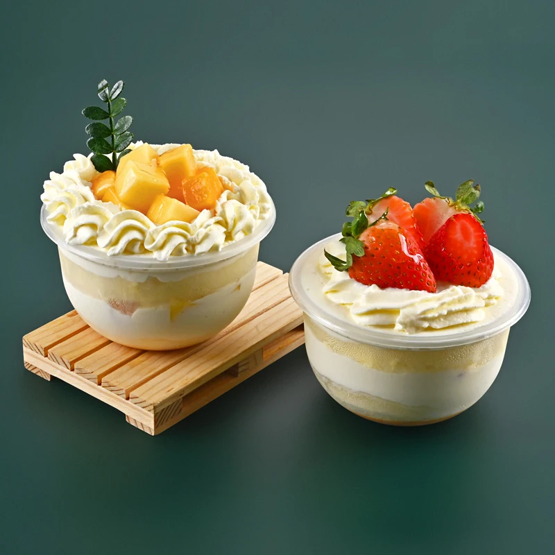 Custom disposable plastic dessert cup yogurt fruit ice cream cup tiramisu container packaging snow cone cake cup with dome lid