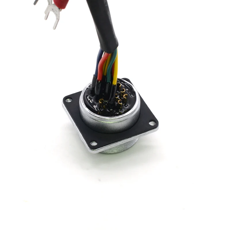 Изготовленный на заказ 16 Core водонепроницаемый провод жгут панельный разъем кабеля для машинного оборудования