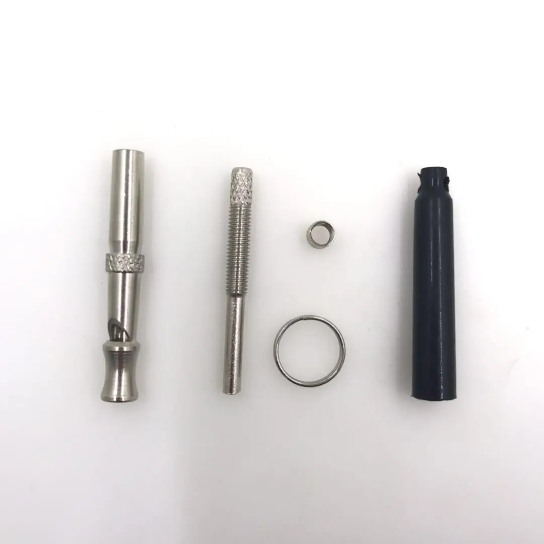 Amazon hot-selling pet training supplies multicolor adjustable ultrasonic metal dog whistle with lanyard wholesale 2021