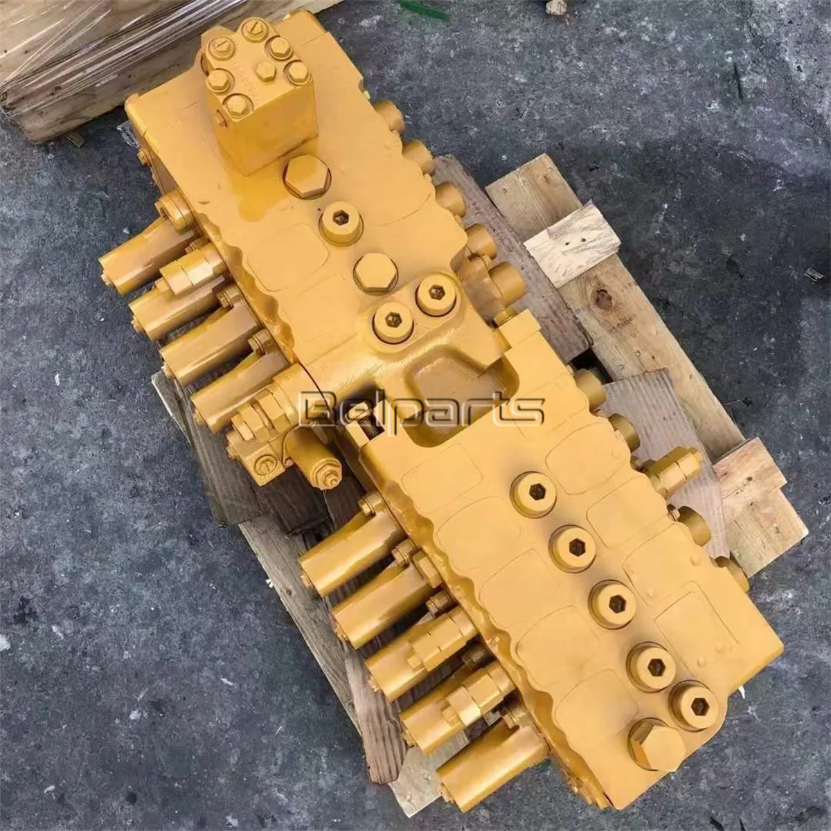 Экскаватор Belparts E320 E323 E325 E329DC главный регулирующий клапан 2398817 2398985 2398986 2597774 259-7777 259-7780