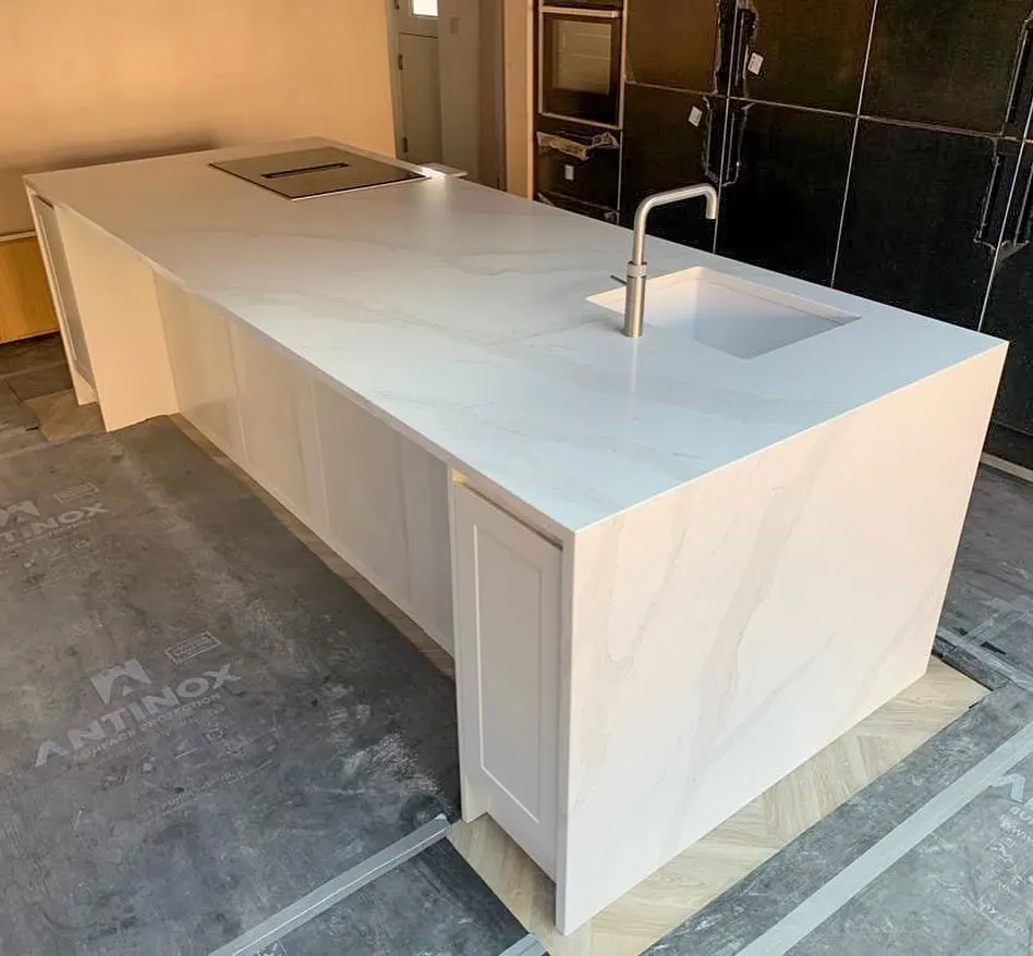White Epoxy Resin White Quartz Stone Encimera De Cocina Kitchen Countertops With Built In Sink