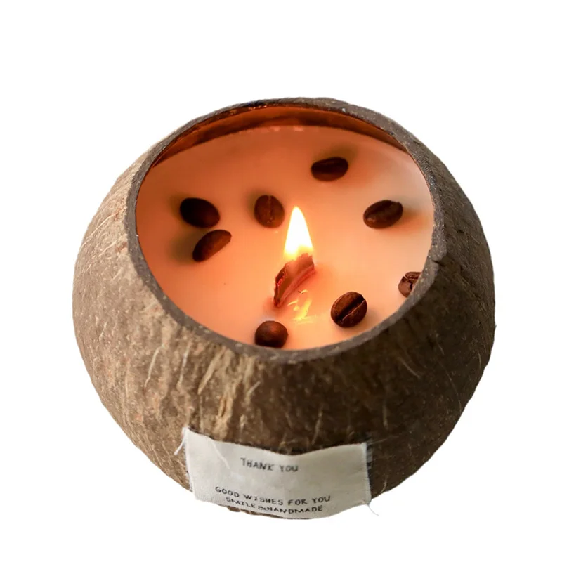 Customized Label 100% Natural Eco Friendly  Coconut Candle Soy Wax In Coconut Shell Private Label Coconut Scent Candle