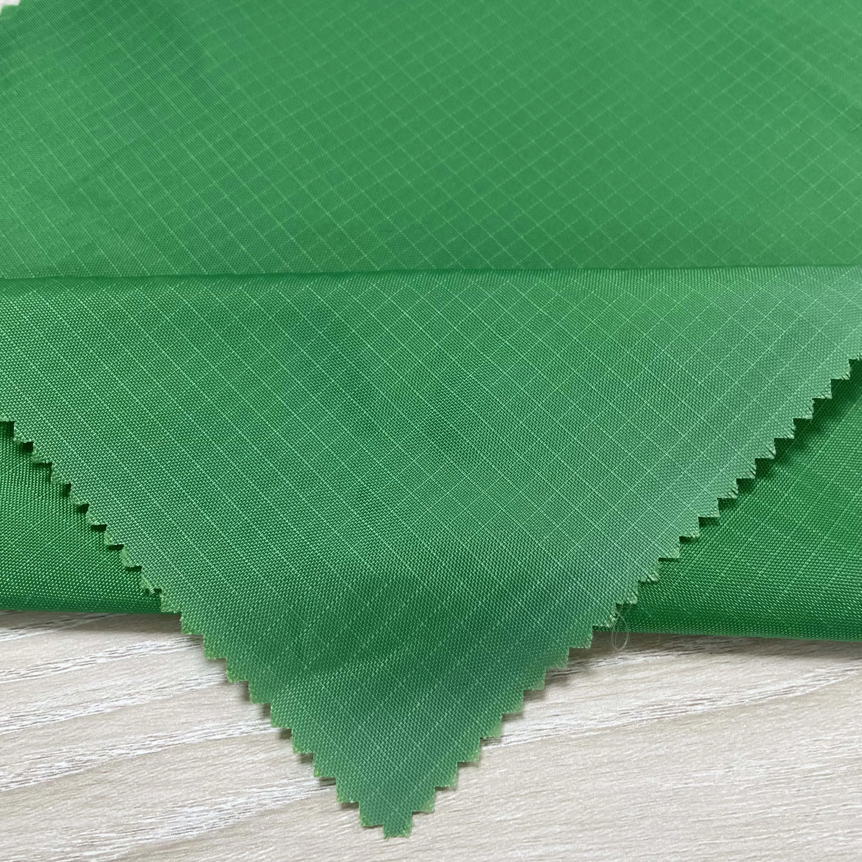 100% nylon 210D ribstop nylon oxford fabric with cire used for tents and suitcases