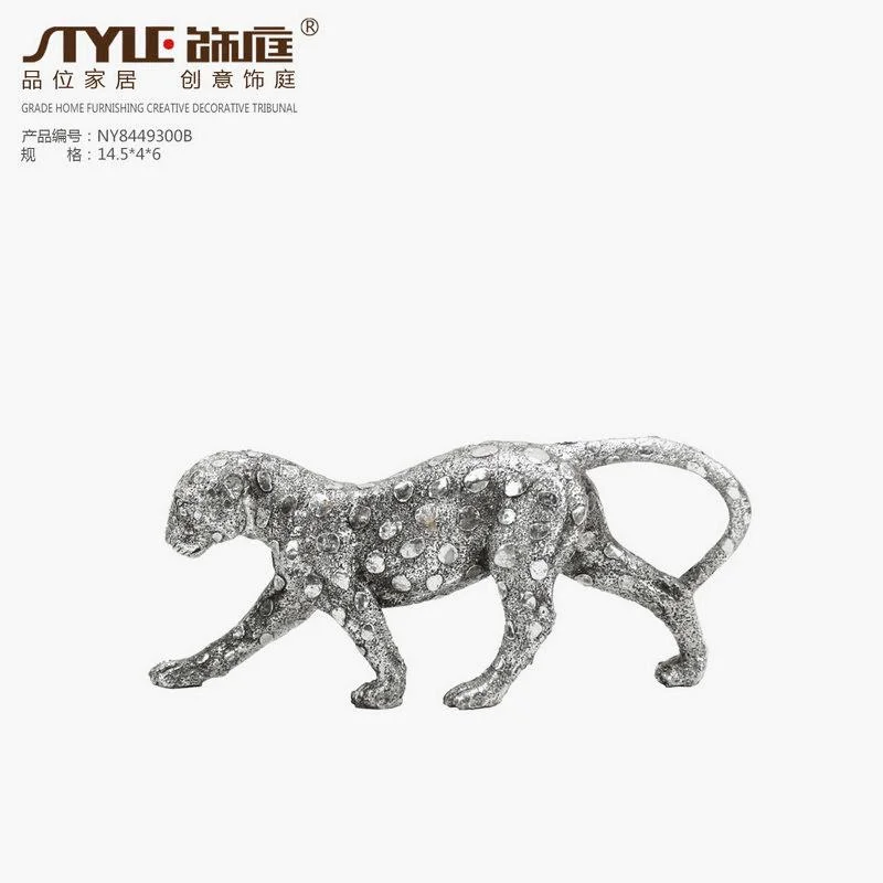 Cast polyresin wildlife cheetah electroplated cheetah statue for home decoration