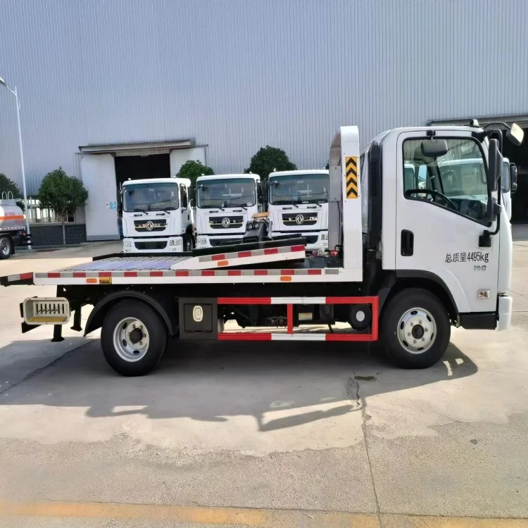 Comfortable Obstacle Removal Tow Truck Vehicle for Easy Driving