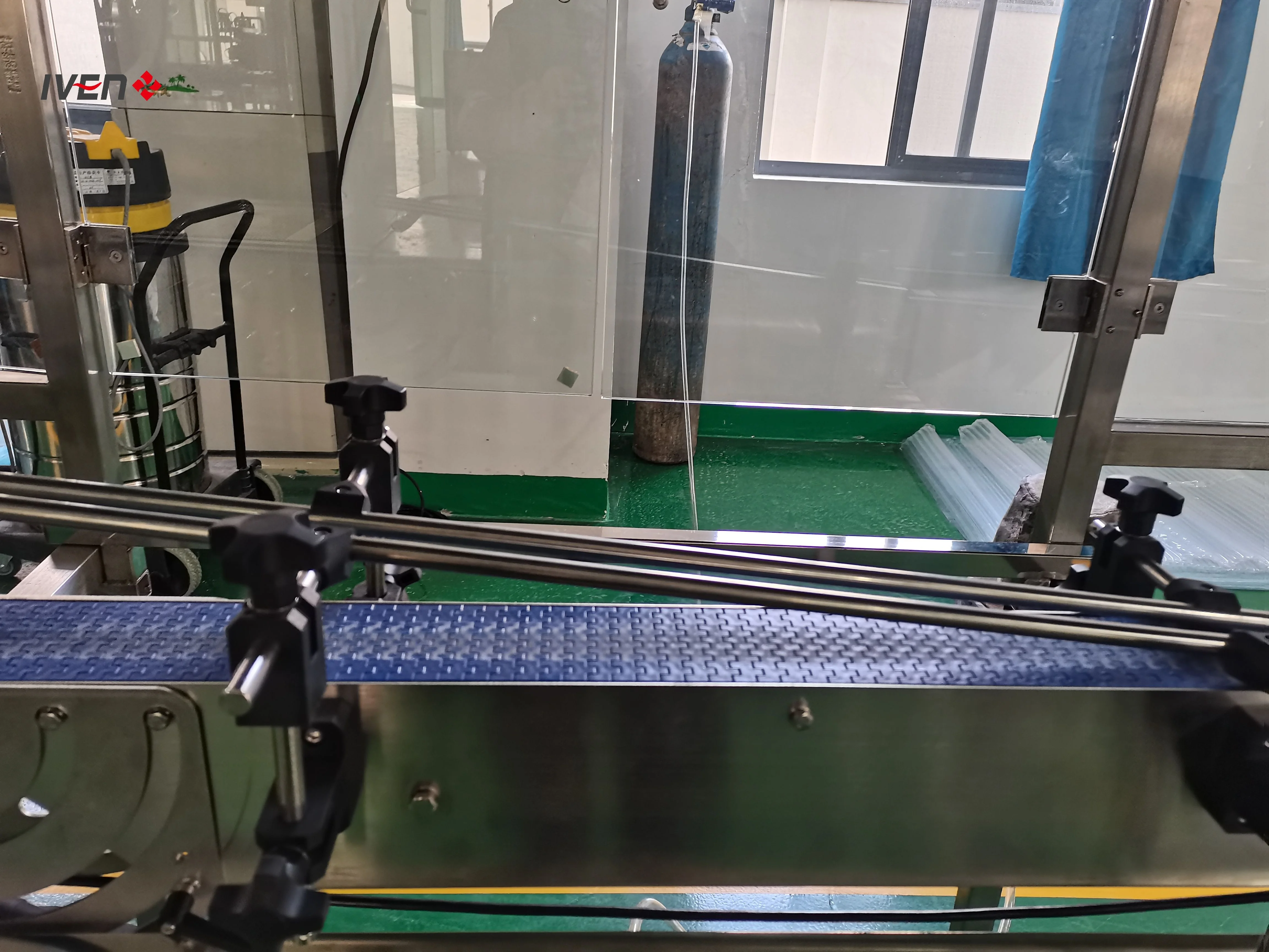 Vial Production Line Easy-To-Operate Dosing Stoppering Capping and Packing