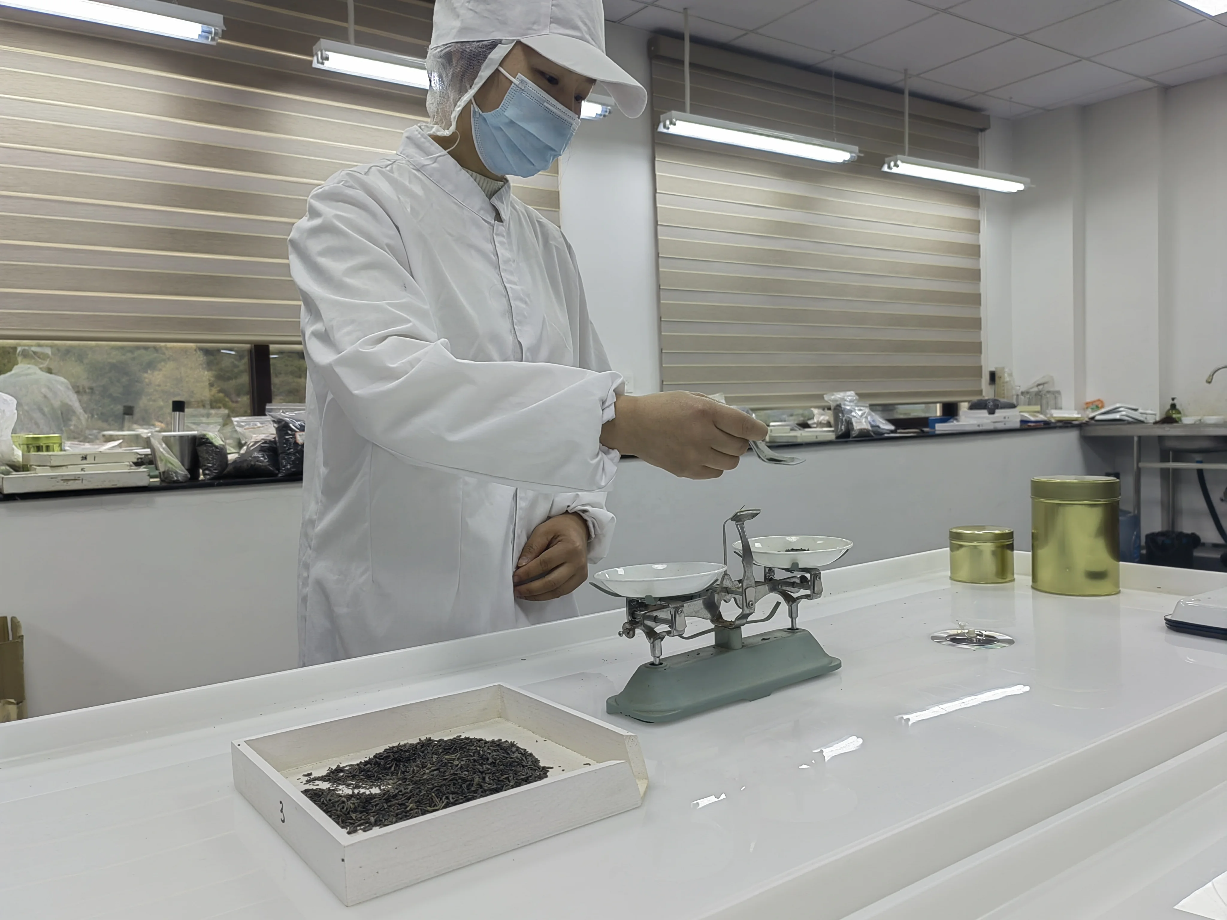 Big Red Robe in Bulk China Tea Beverage Factory Dried Da Hong Pao Loose OEM High Grade Tie Guan Yin Tea Health Tea Boiled Water