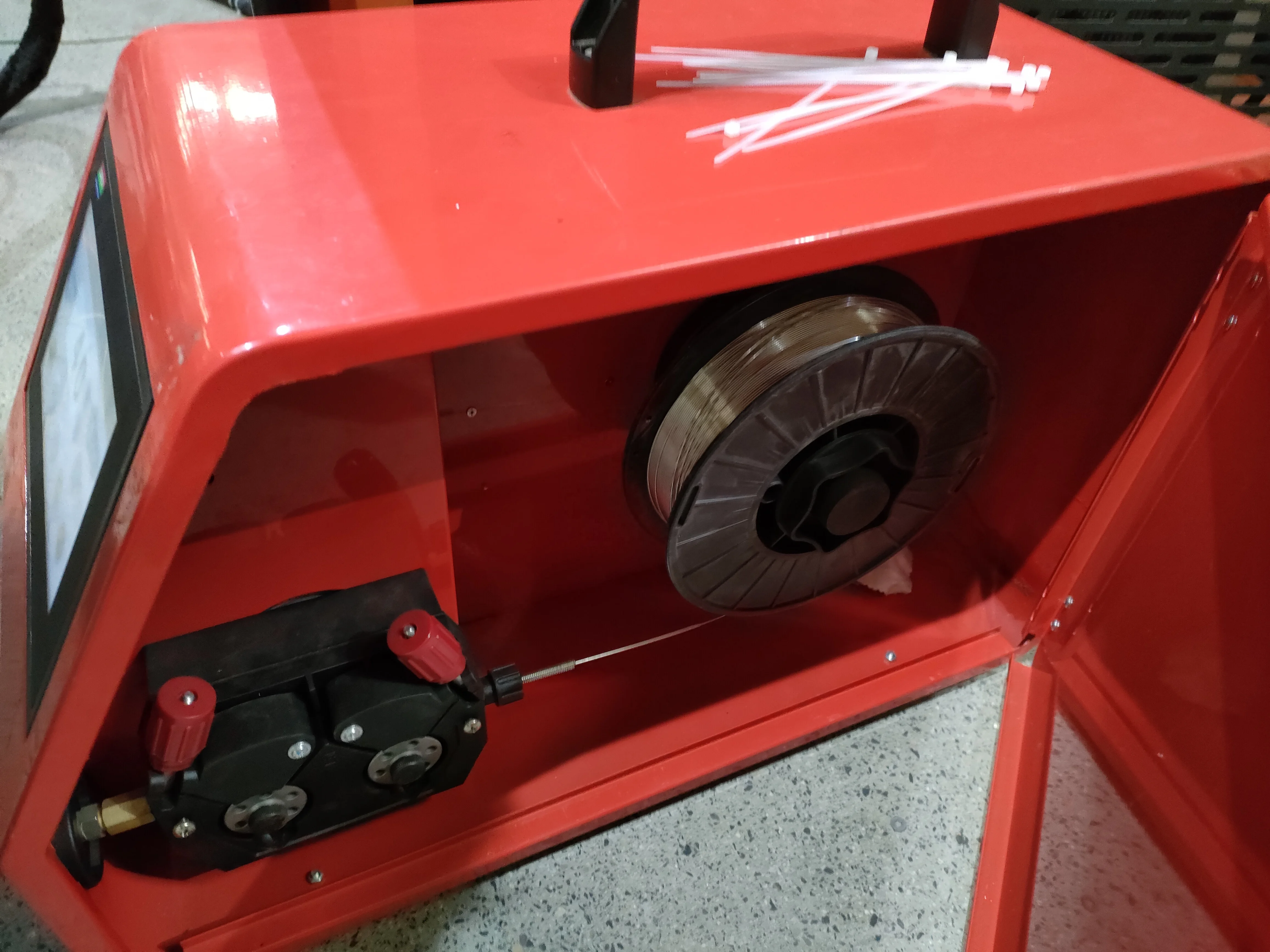 Fiber Laser Cleaning Machine 1KW 2KW Handheld Laser Cleaner Rust Removal Machine for Metal