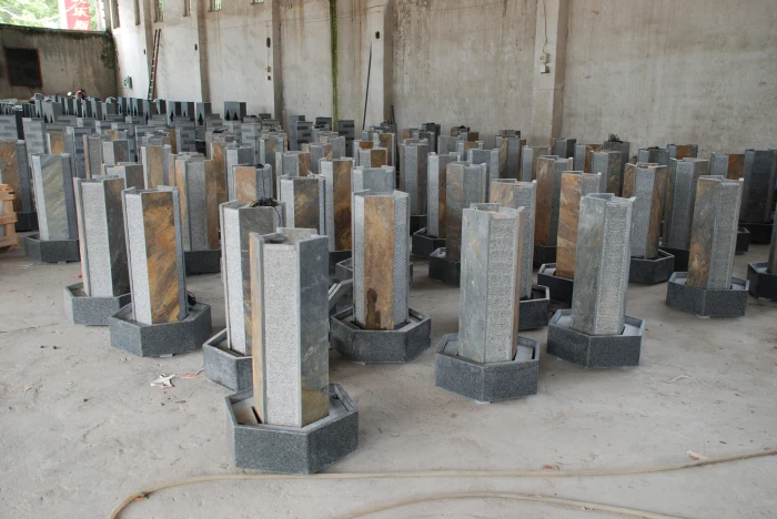 Speckled Stacked Natural Granite Polished Fountain for Garden Outdoor Landscape