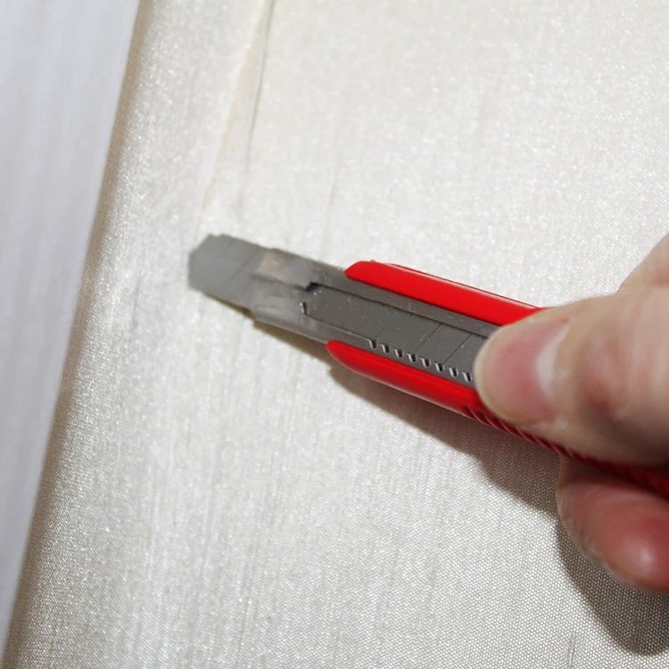 Factory Supply High Quality with metal guide line 9mm slim Carbon Retractable snap off blade Utility Knife