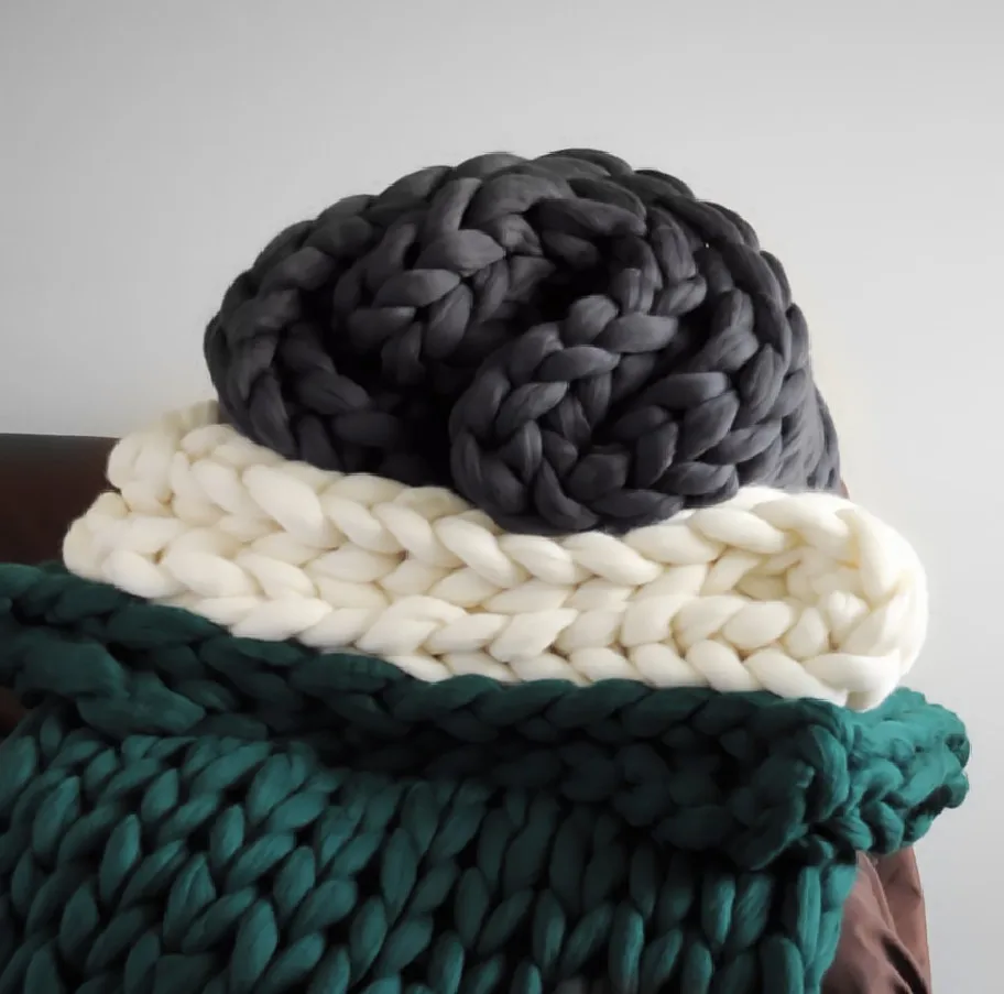 Wholesale Polyester Chunky Knit Blanket Chenille Throw Soft Wool Knit Throw Blanket