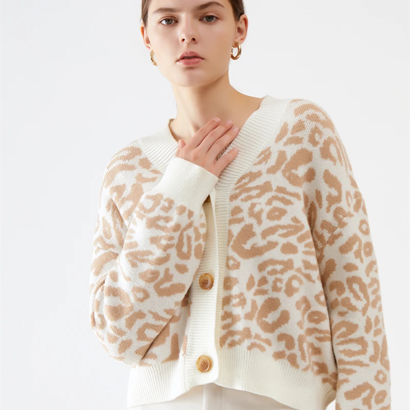 Ladies Autumn  Knitted Leopard Print Sweater Women Large Outwear Coats Oversize  Sweater Casual Cardigan