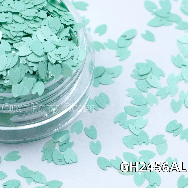 2023 GUANHONG  Newest Oil-based Solvent Resistance Matte Petal Shaped Glitter  For Nail Arts Decorations
