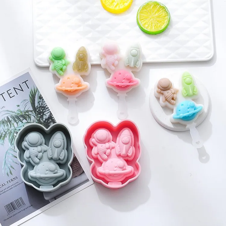 Astronaut Shape Silicone Ice Cream Popsicle Mold  Making Ice Box DIY Baking Tools Cheese Stick Mold