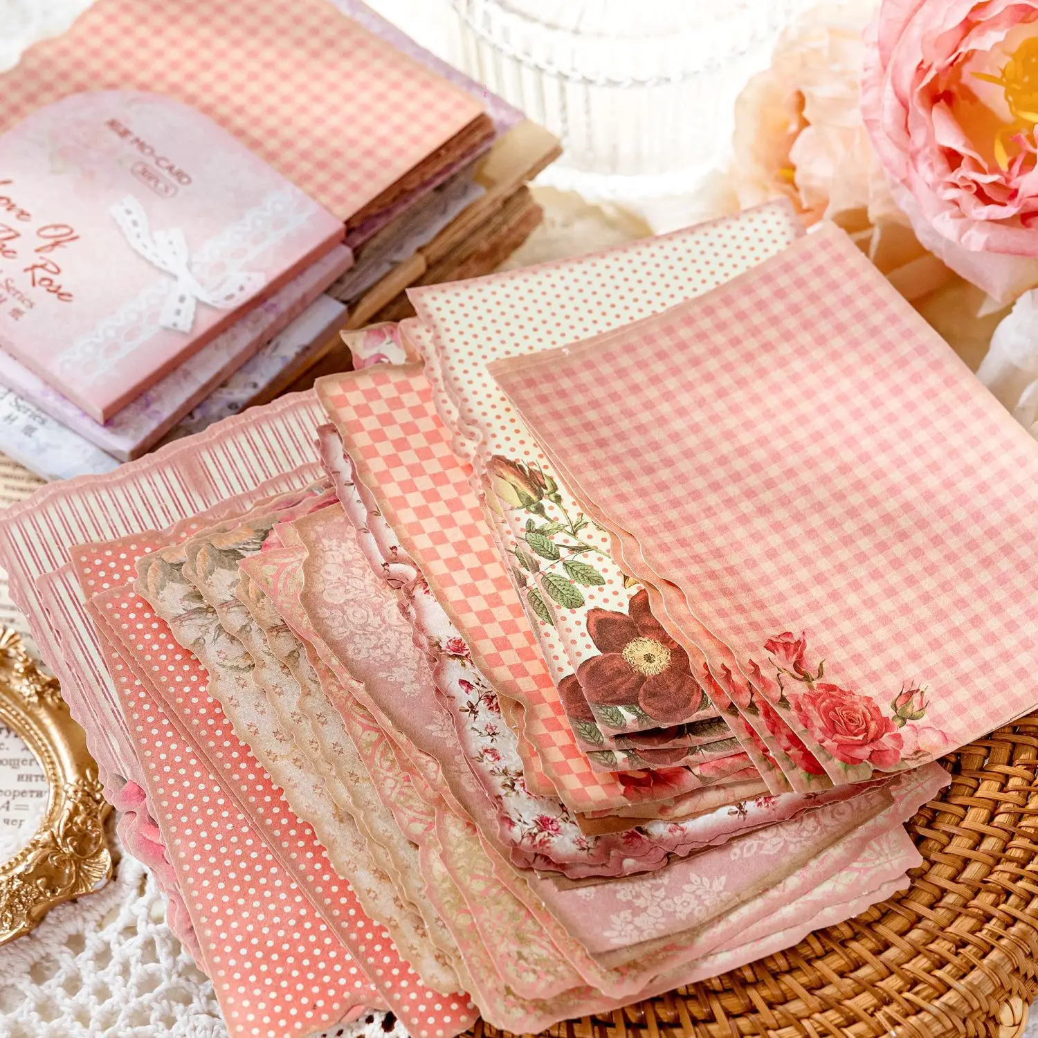 Pattern Printed Vintage Attractive Antique Old Looking Background Craft Papers for Scrapbooking DIY Card Making Decoration