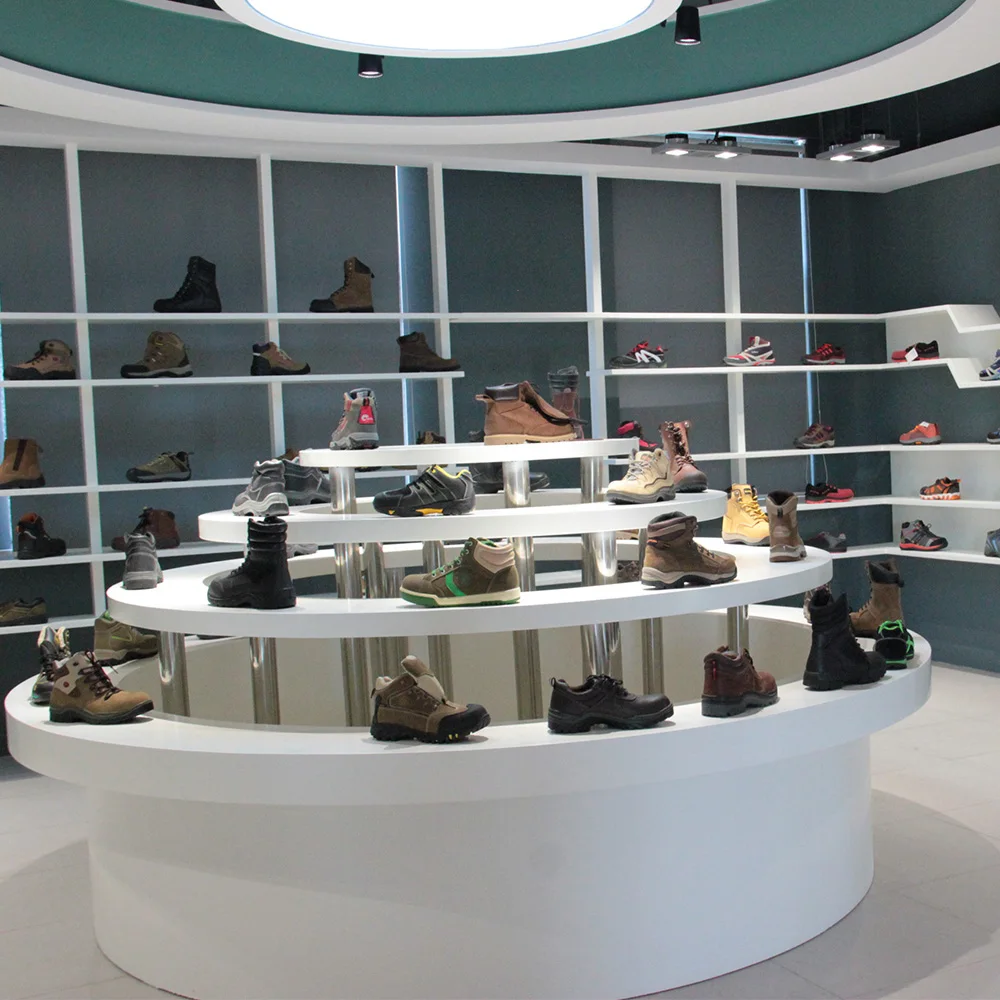 2024 classical style Leather upper steel toe anti-smash waterproof breathable working safety shoes climbing boots