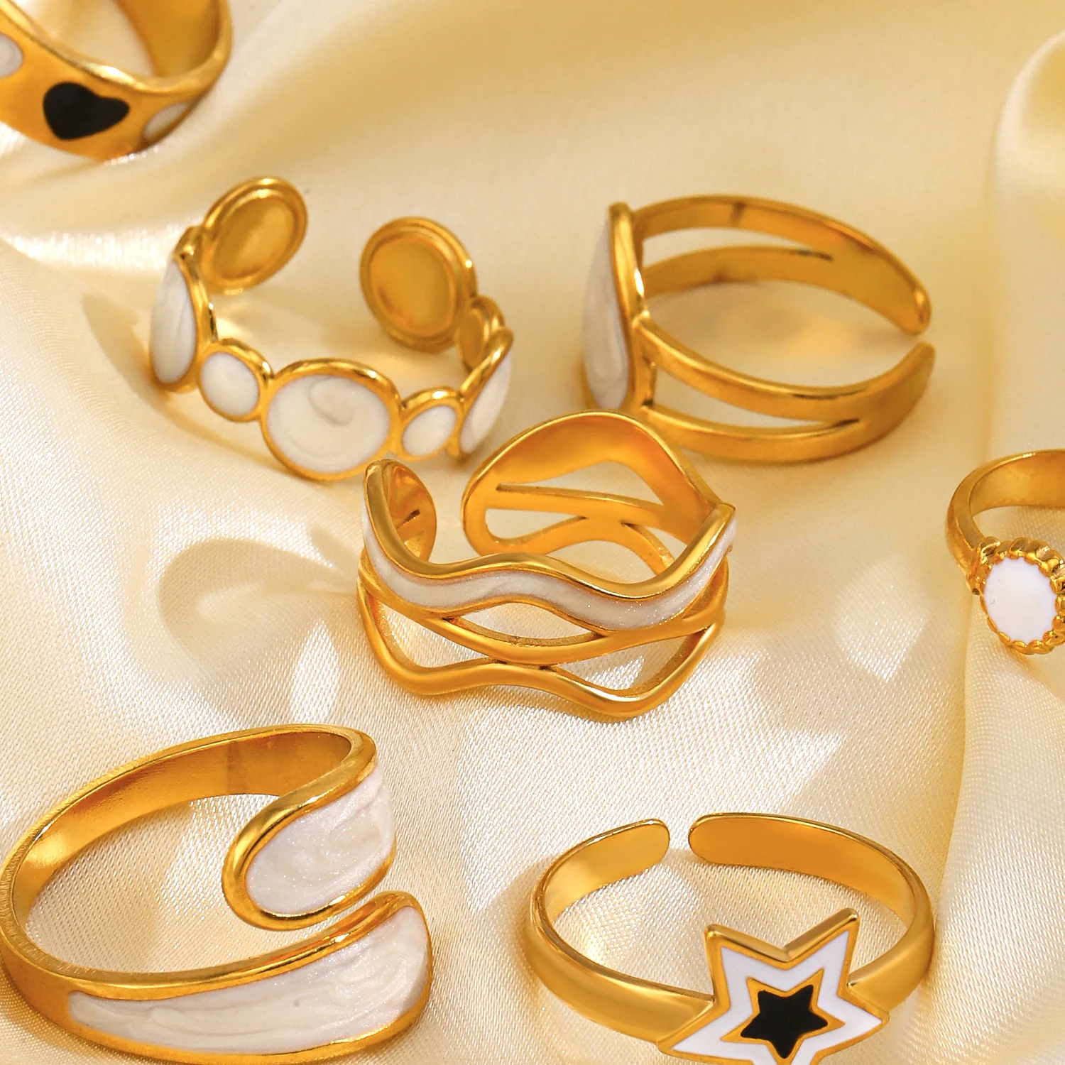 Waterproof 18K Gold plated Stainless Steel Drop Oil Star Heart Geometric Open Charm Finger Ring For Women Jewelry Enamel Rings