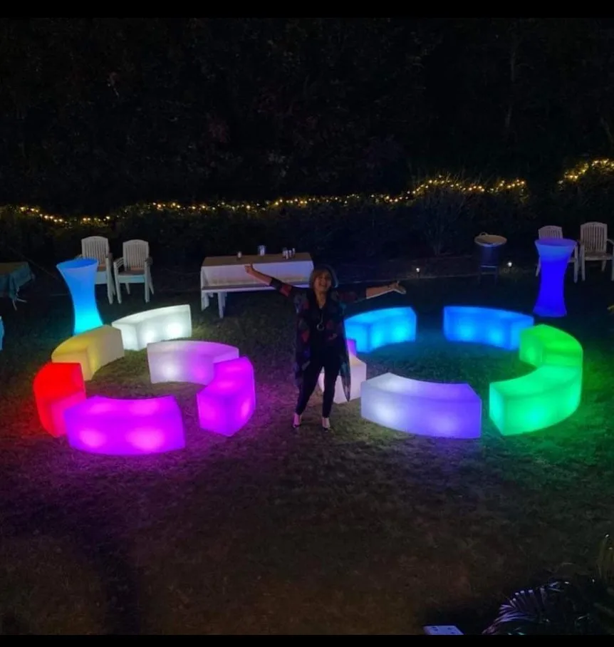 Светодиодная изогнутая скамейка стул светящаяся мебель для вечеринки