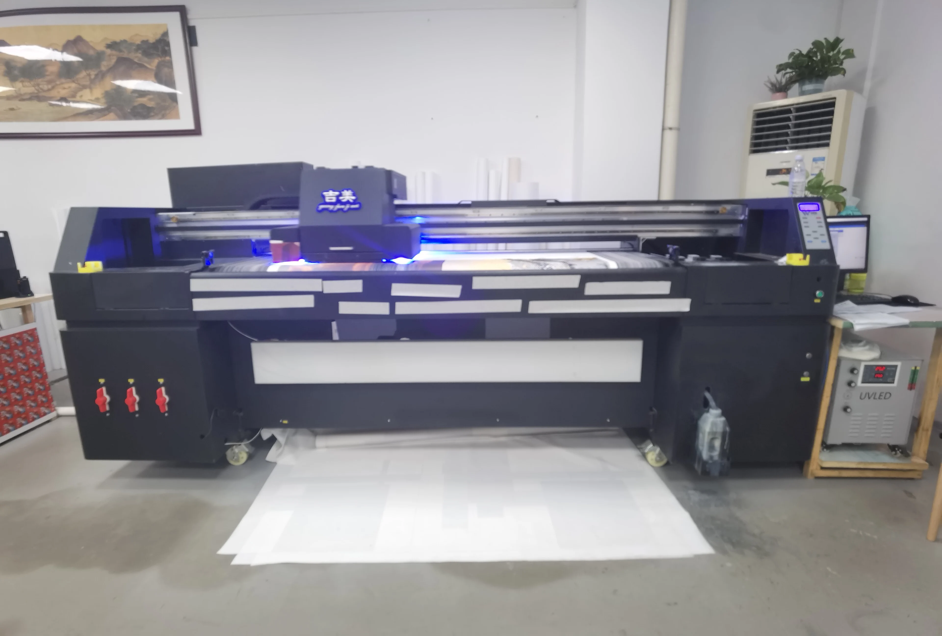 Новый продукт 1 8 м 3D рельефная текстура Ультрафиолетовый принтер письмо широкоформатная гибридная печатная машина